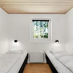 Pool House For 12 Persons - 1021